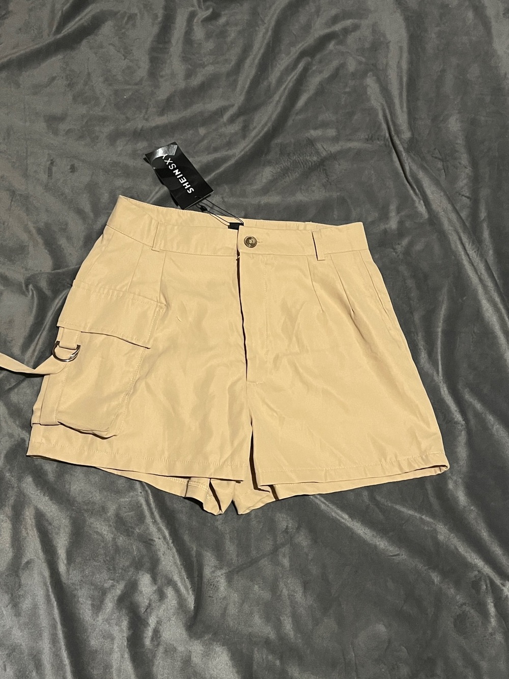 SHEIN Tan Cargo High-Waist Women’s Shorts